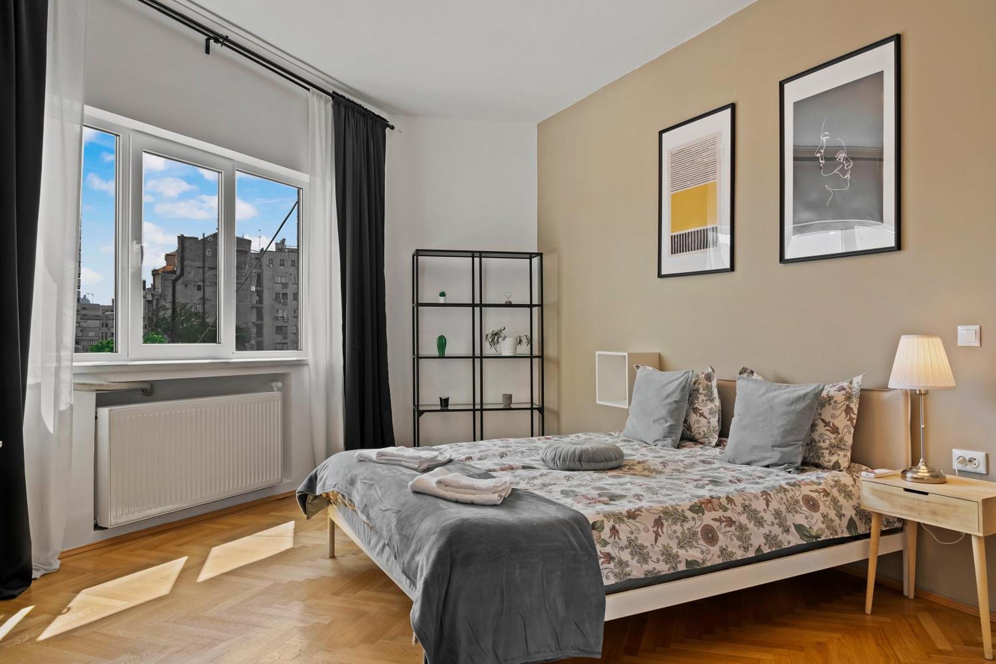 Ultracentral Dreamland Apartment 3 Bdrm Bucharest Exterior photo